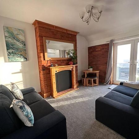 Coastline Retreats - Stunning Sea View Apartment, Netflix Bournemouth Buitenkant foto
