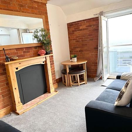 Coastline Retreats - Stunning Sea View Apartment, Netflix Bournemouth Buitenkant foto